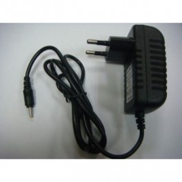 Cargador 5V 2A 2.5x0.7mm DM 03108