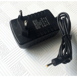 Cargador 12V 2A 2.5x0.7mm DM 03642